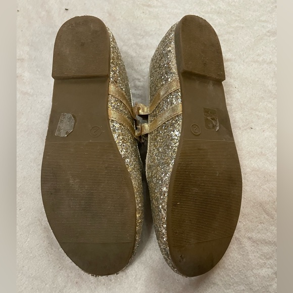 Girls Gold Glitter Size 2 Dress Shoe - Picture 3 of 4